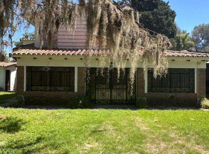 Casa · 120m² · 5 Ambientes · 1 Cochera