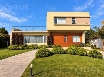 Casa · 279m² · 6 Ambientes · 1 Cochera · Casa en Venta 6 Ambientes en Rumenco, Mar del Plata