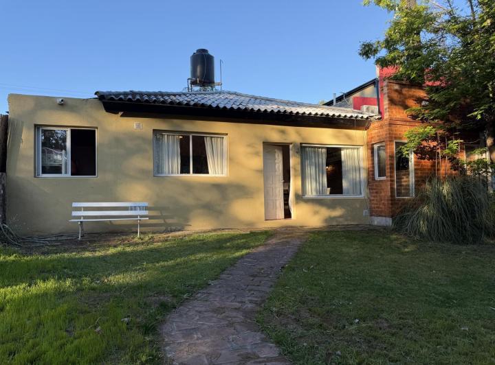 Casa · 127m² · 4 Ambientes · 1 Cochera