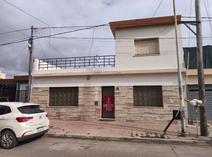 Casa · 80m² · 6 Ambientes