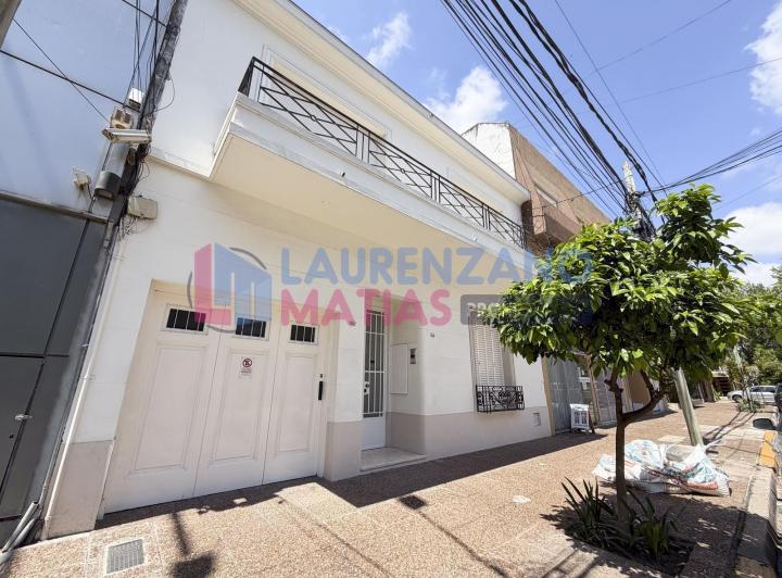 Local comercial · 142m² · 4 Ambientes · 1 Cochera