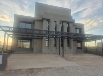 Casa de 3 ambientes, Córdoba · Duplex en Pampas de Manantiales, 3d. Excelente Categoria