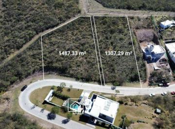 Terreno , La Calera · Vendo Lote en La Deseada 1307 m² Seguridad 24hs a m de La Plaza
