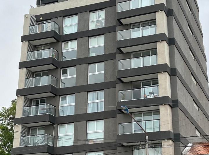 Departamento · 104m² · 5 Ambientes · 1 Cochera