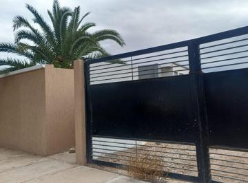 Casa · 60m² · 4 Ambientes · 1 Cochera · Dúplex a Estrenar en Guaymallén