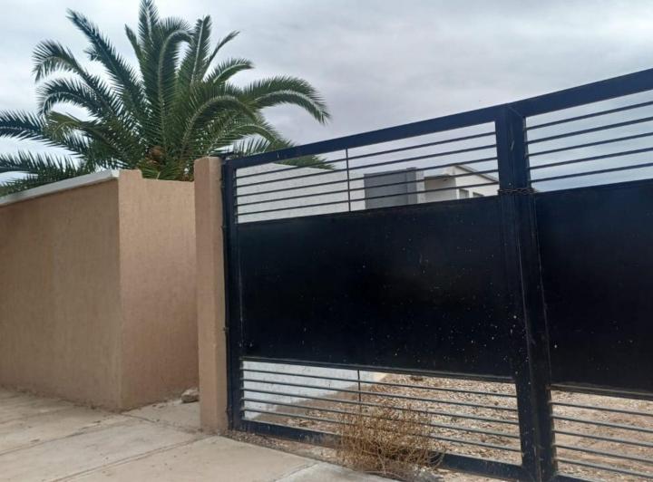 Casa · 60m² · 4 Ambientes · 1 Cochera
