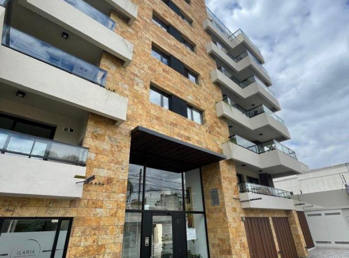 Departamento · 50m² · 2 Ambientes · 1 Cochera