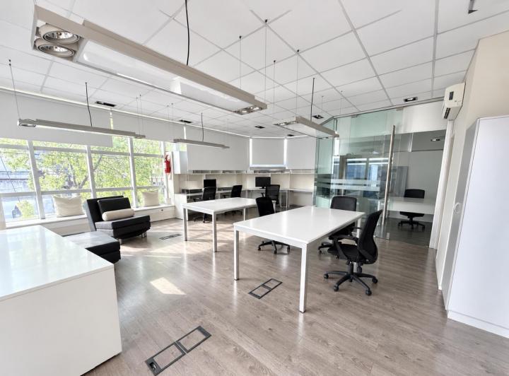 Oficina comercial · 82m² · 2 Ambientes