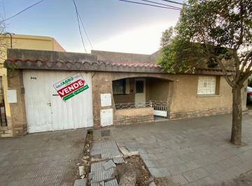 Casa de 5 ambientes, Bahía Blanca · Casa en Venta - Pacifico 2432, Vista Alegre, Bahía Blanca