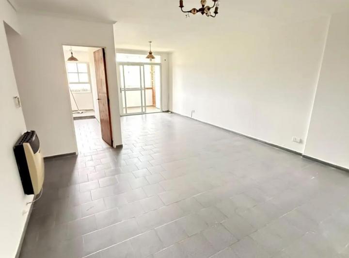Departamento · 80m² · 4 Ambientes