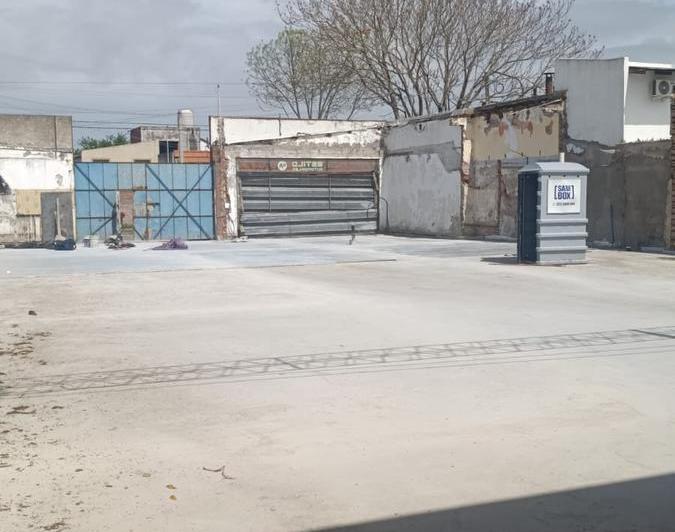 Terreno · 825m²