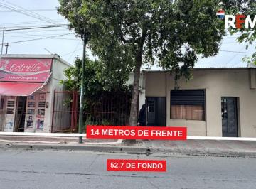 Casa · 316m² · 6 Ambientes · Se Vende Terreno Mas Casa Zona Centro 720 m²