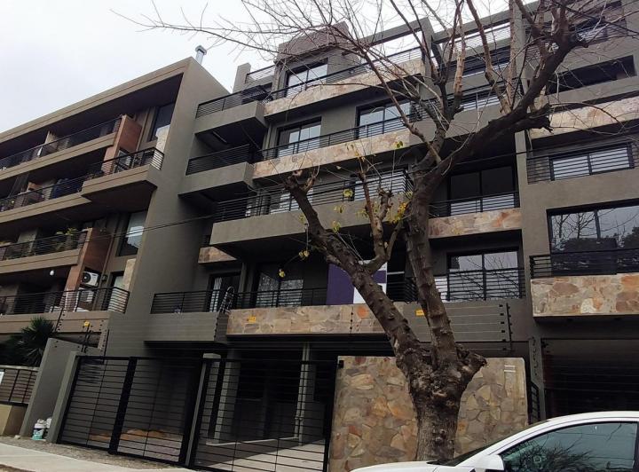 Departamento · 64m² · 3 Ambientes · 2 Cocheras