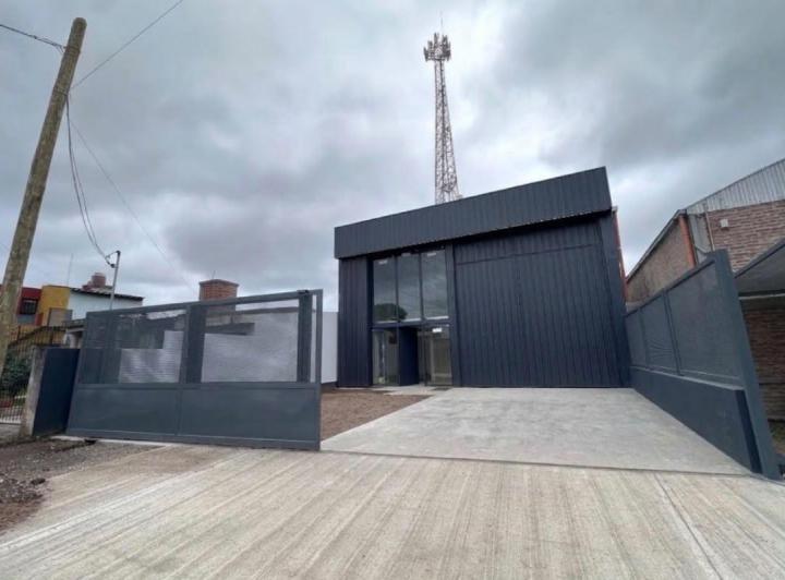 Bodega-Galpón · 470m² · 2 Ambientes