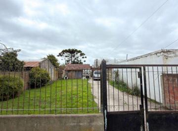 Casa de 3 ambientes, Mar del Plata · Casa de 3 Ambientes con Amplio Jardín y Cochera