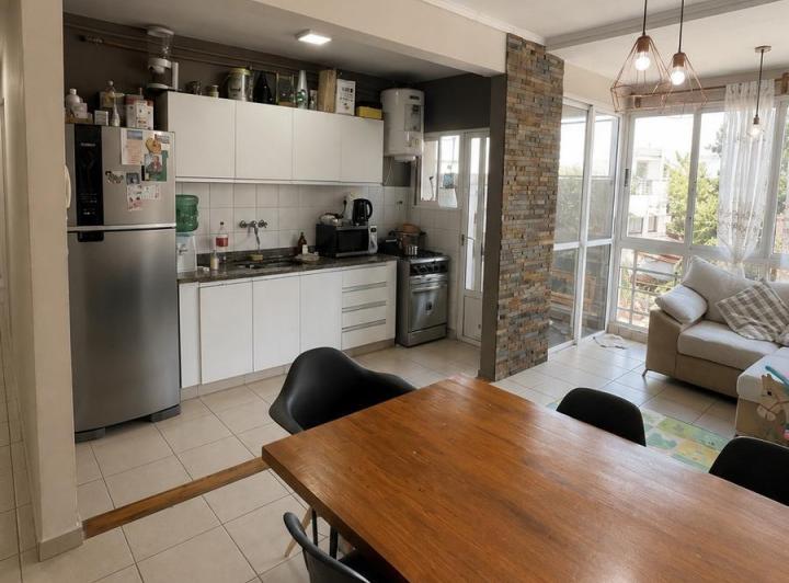Departamento · 70m² · 4 Ambientes · 1 Cochera