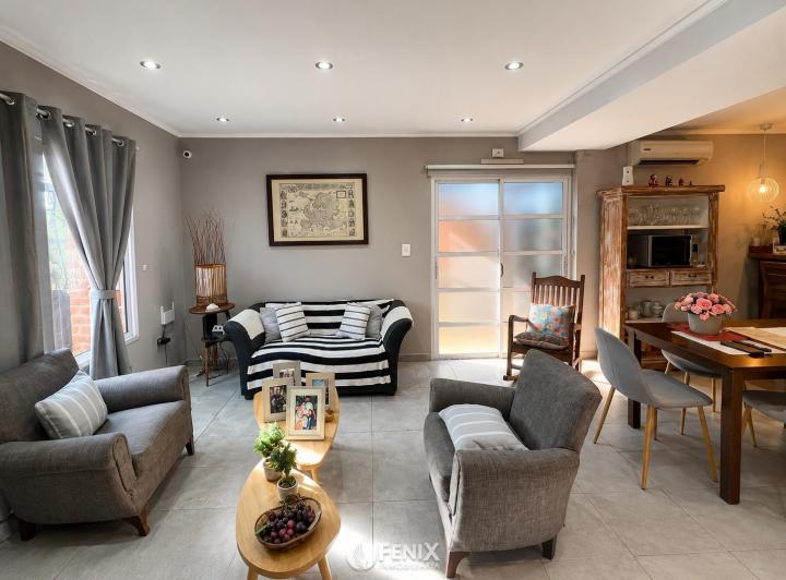 Casa · 280m² · 31 Ambientes · 1 Cochera