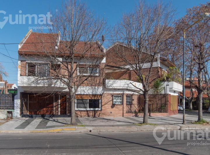 PH · 132m² · 4 Ambientes · 1 Cochera