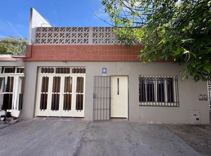 Casa · 78m² · 4 Ambientes · 1 Cochera