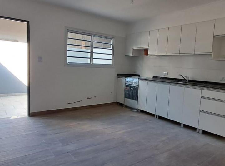 Casa · 100m² · 3 Ambientes · 1 Cochera