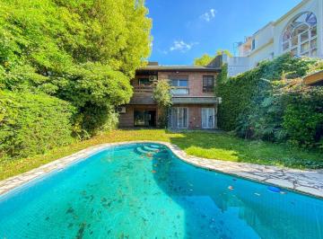Casa · 350m² · 6 Ambientes · 3 Cocheras · Casa en Alquiler 6 Amb. en Vicente López