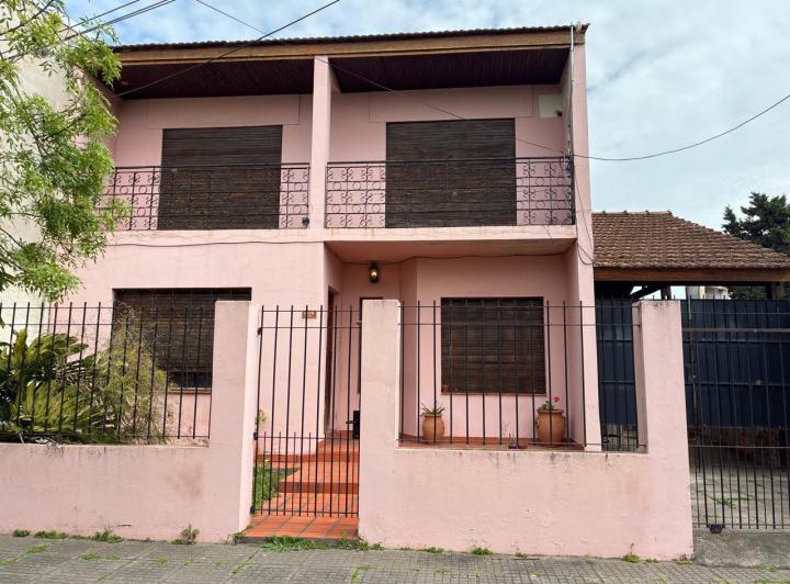 Casa · 137m² · 6 Ambientes