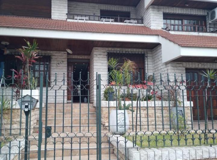 Casa · 343m² · 7 Ambientes