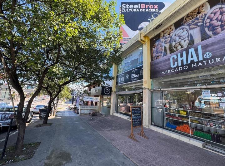 Local comercial · 85m² · 1 Ambiente