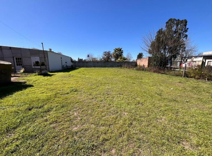 Terreno · 329m²