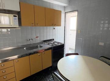 Departamento de 4 ambientes, Flores · Excelente Oportunidad 4 Amb Muy Luminoso Sobre Av Super Silencioso