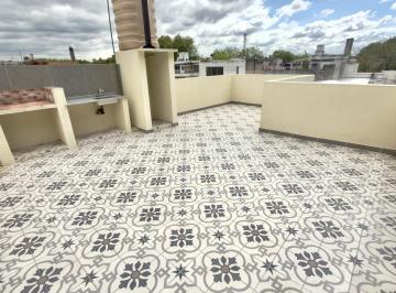PH · 100m² · 4 Ambientes · Venta PH 4 Ambientes con Patio y Terraza Hecho a Nuevo