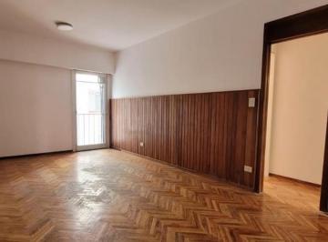 Departamento · 58m² · 3 Ambientes · Palermo 3 Ambientes, Lateral. Muy Luminoso. Muy Buena Ubicacion a 1 Cuadra Av S. Ortiz y a 2 Cuadra