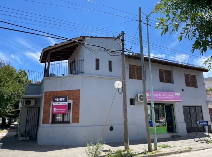 Casa · 150m² · 3 Ambientes · 1 Cochera