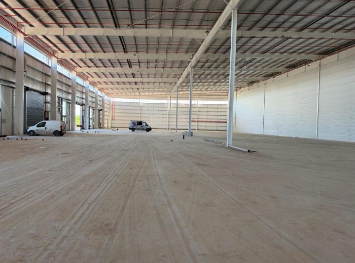 Depósito · 1379m²