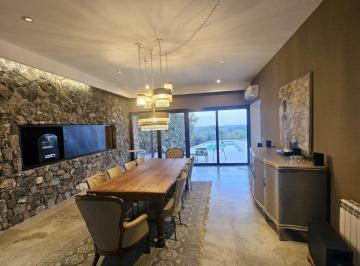 Casa de 5 ambientes, La Calera · Alquiler La Rufina Casa con Etilo y Luminosidad 3 Dorm. (Con o Sin Muebles)