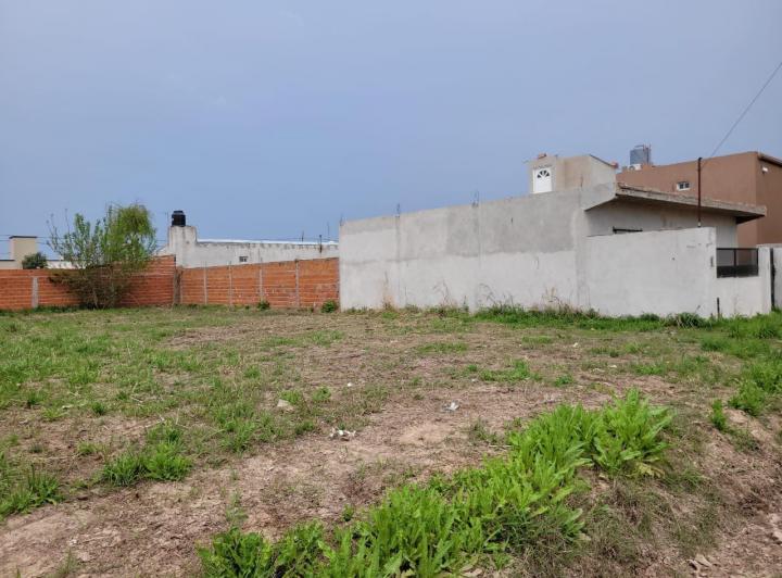 Terreno · 450m²