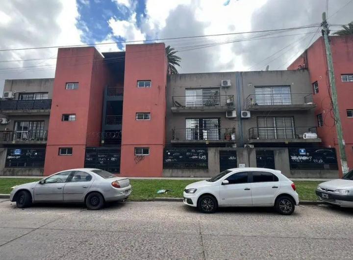 Departamento · 32m² · 2 Ambientes · 1 Cochera