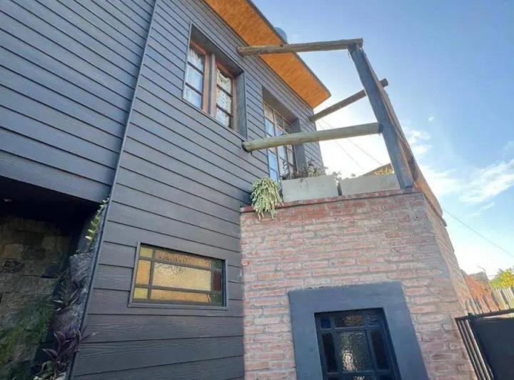 Casa · 108m² · 4 Ambientes · 2 Cocheras