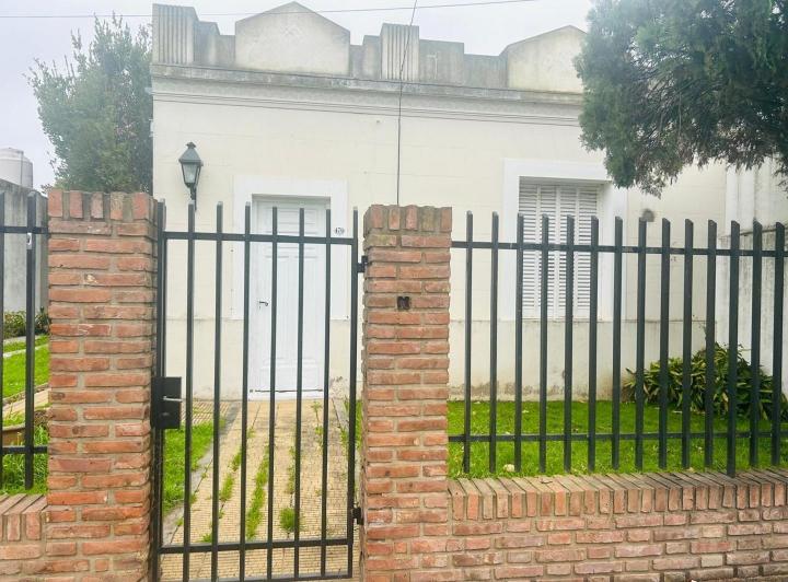 Casa · 130m² · 3 Ambientes · 2 Cocheras