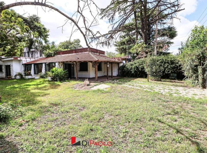Casa · 208m² · 3 Ambientes · 1 Cochera