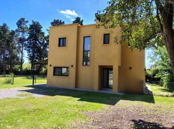 Casa · 135m² · 5 Ambientes