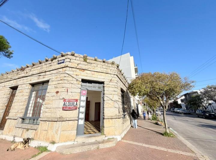 Local comercial · 50m² · 2 Ambientes