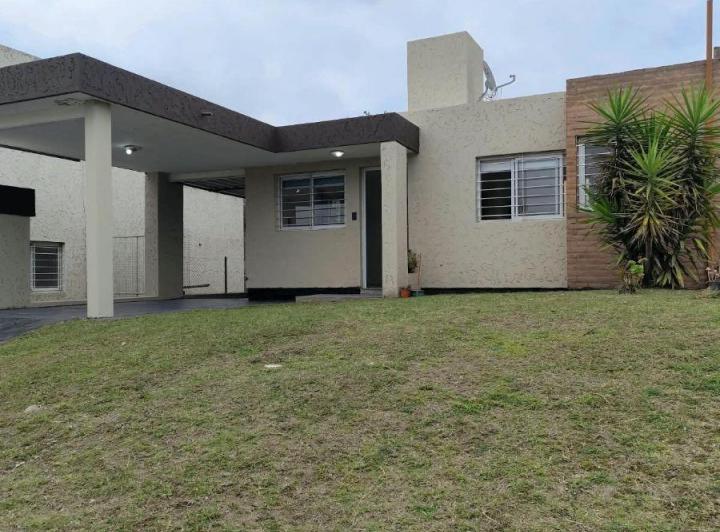 Casa · 90m² · 7 Ambientes · 1 Cochera
