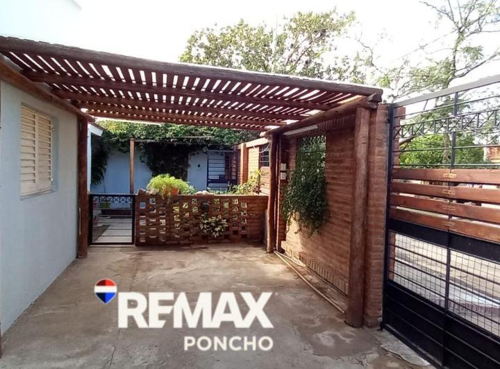 Casa · 180m² · 4 Ambientes · 1 Cochera