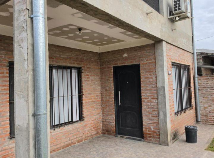Casa · 148m² · 5 Ambientes · 2 Cocheras