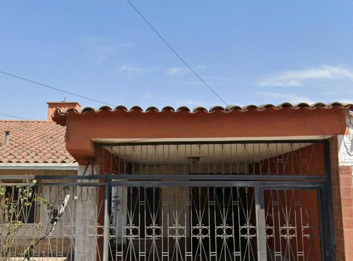 Casa · 200m² · 8 Ambientes · 1 Cochera