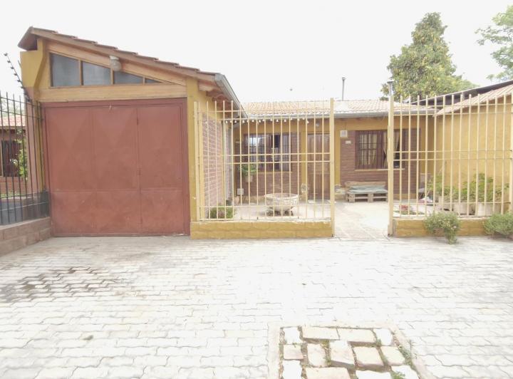 Casa · 119m² · 2 Dormitorios · 2 Cocheras