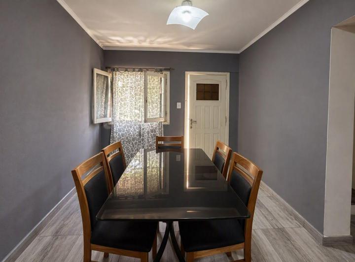 Casa · 80m² · 3 Ambientes · 1 Cochera