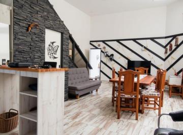 Casa · 250m² · 2 Ambientes · 1 Cochera · Venta Casa 2 Ambientes Mar del Plata La Peregrina