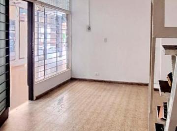 Local comercial · 35m² · 1 Ambiente · Entre Rios 1100, Local Comercial en Galeria, 35 m² Totales.